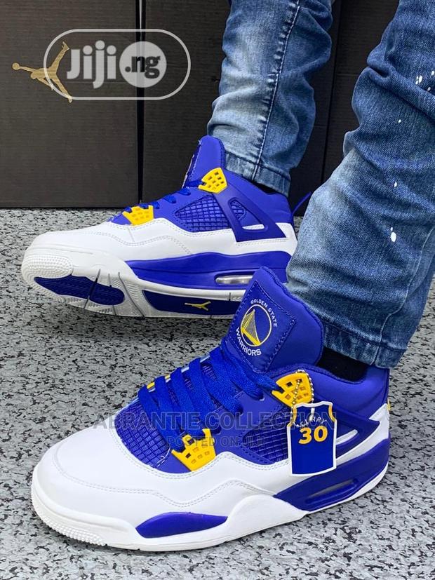 Air Jordan Retro 4 Curry · Photo 2