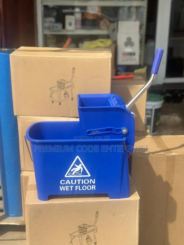 Industrial Mop Bucket 20 Liter, Blue · Photo 1