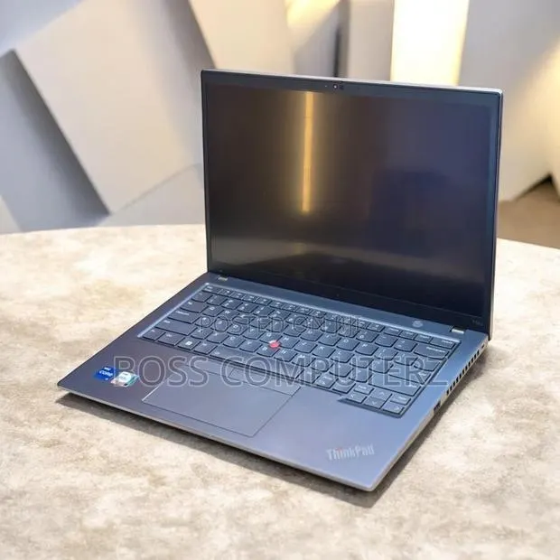 Laptop Lenovo ThinkPad T14 16GB AMD Ryzen 7 SSD 512GB · Photo 1