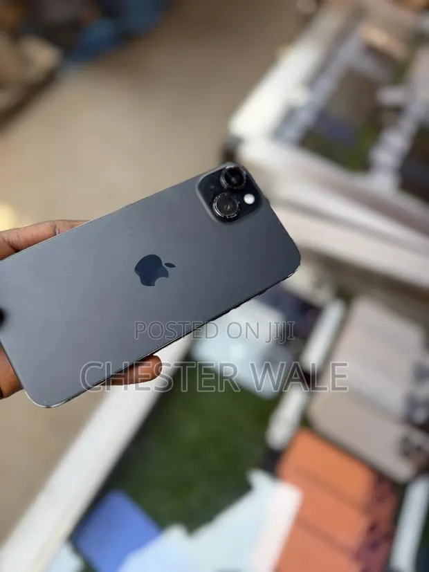 Apple iPhone 15 Plus 128 GB Black · Photo 1