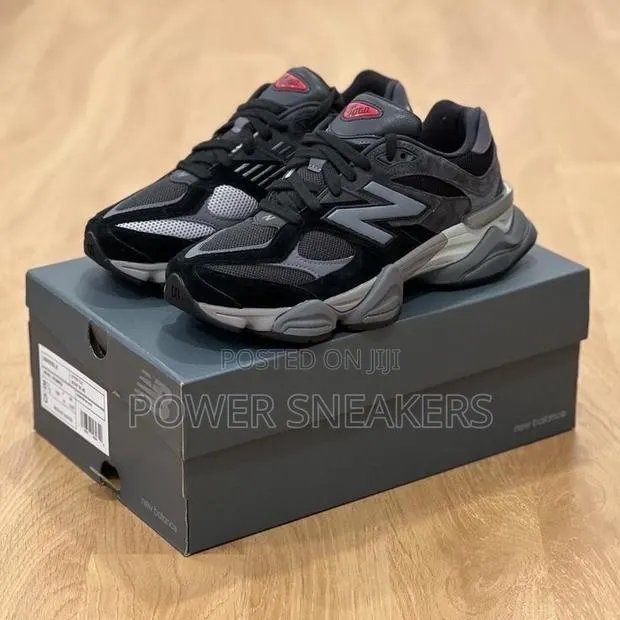 New Balance 9060 Black/Grey · Photo 1