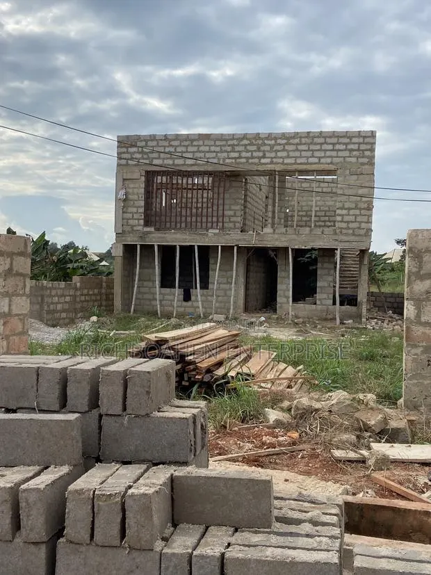 4bdrm Duplex in Richboahen, Atwima Kwanwoma for sale · Photo 1