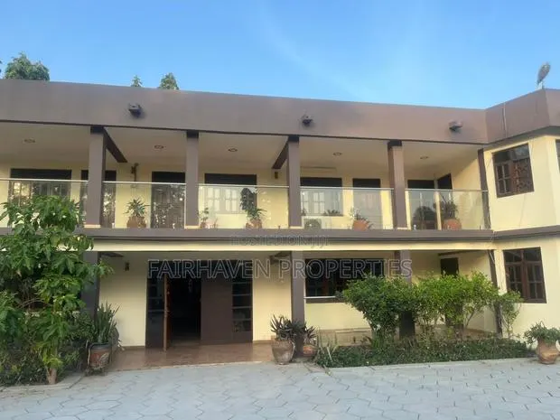 7bdrm House in Fairhaven, Cantonments for rent · Photo 1