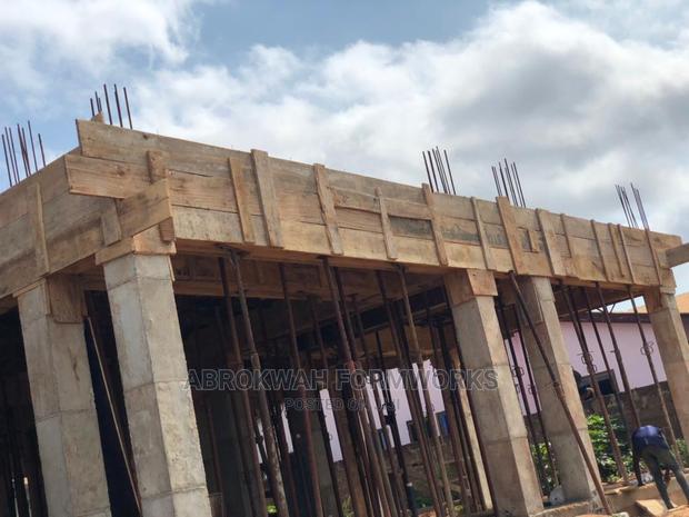 Slabs/Decking/Metals/Wood/Props/Plywood/Scaffold/Accra/Ghana · Photo 3