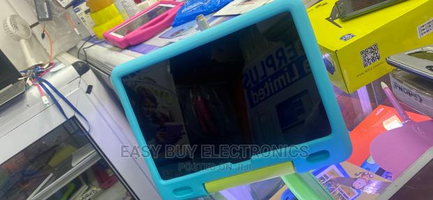 New Amazon Fire HD 10 Kids Edition 2021 32 GB Blue · Photo 1