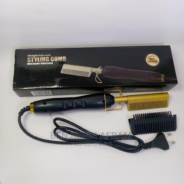 Heat Comb Hair Straightener · Photo 1