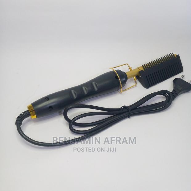 Heat Comb Hair Straightener · Photo 6
