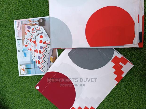 1 Bedsheet and 2 Pillow Cases · Photo 1