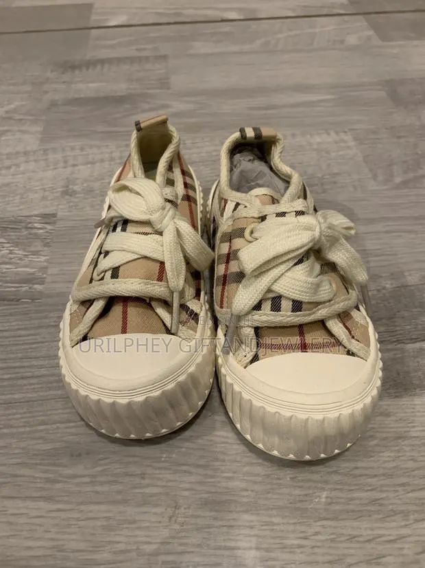 Burberry Kids Sneakers Size 25 · Photo 3