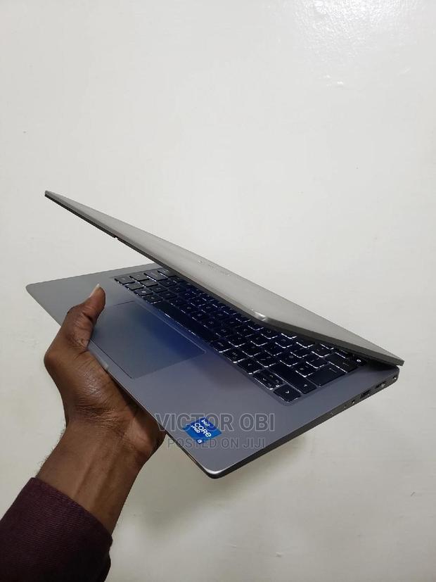 Laptop Dell Latitude 5320 16GB Intel Core I5 SSD 256GB · Photo 1