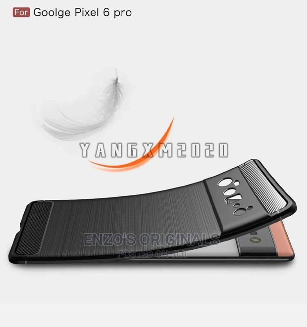 Google Pixel 6 6 Pro Carbon Fiber Case Black · Photo 8