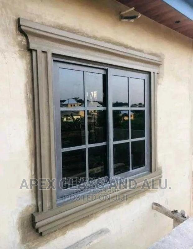 Aluminum Sliding Windows Gray Colour · Photo 1