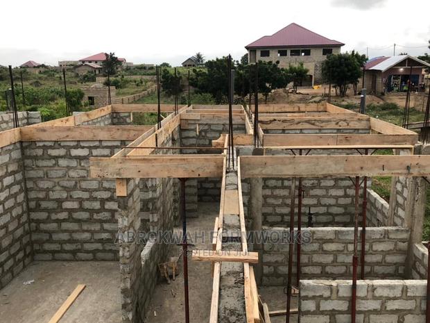 Slabs/Metals/2by4/Formwork/Decking/Woods/Formworks/Pillars · Photo 3