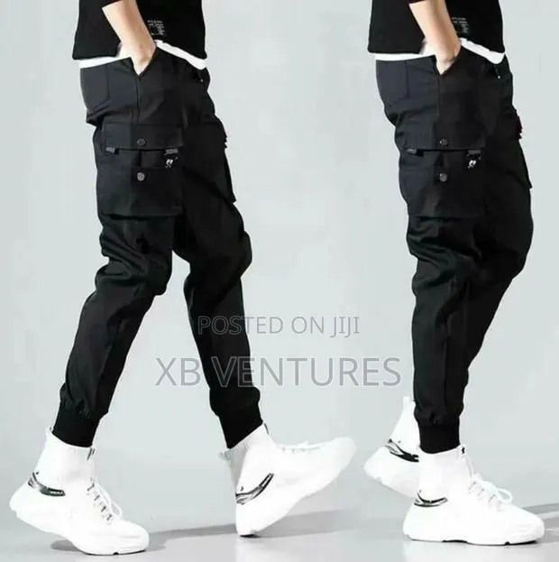 Men's Relaxed Fit Jogger Trousers · Photo 1