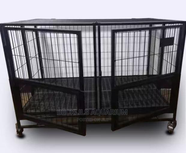 Larger Dog Cage With Tray · Photo 4