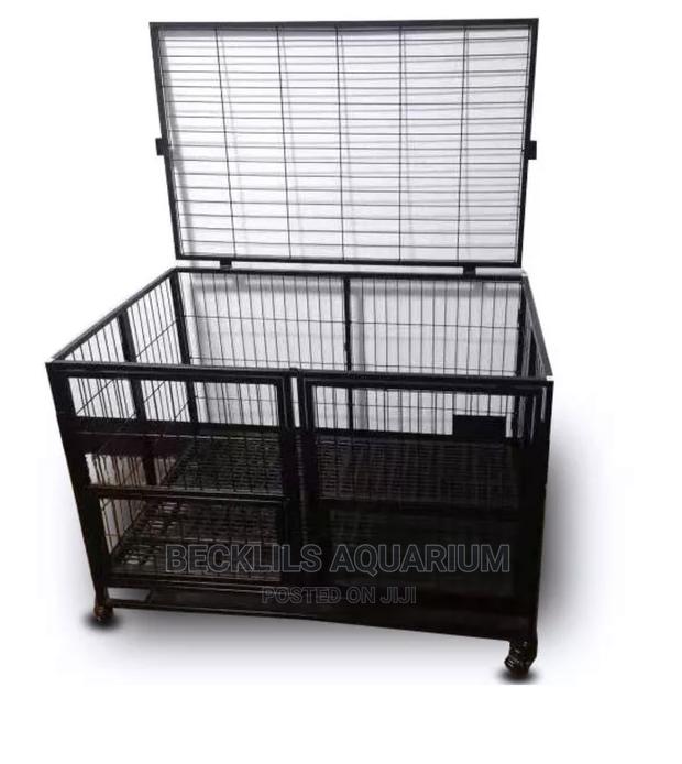 Larger Dog Cage With Tray · Photo 3