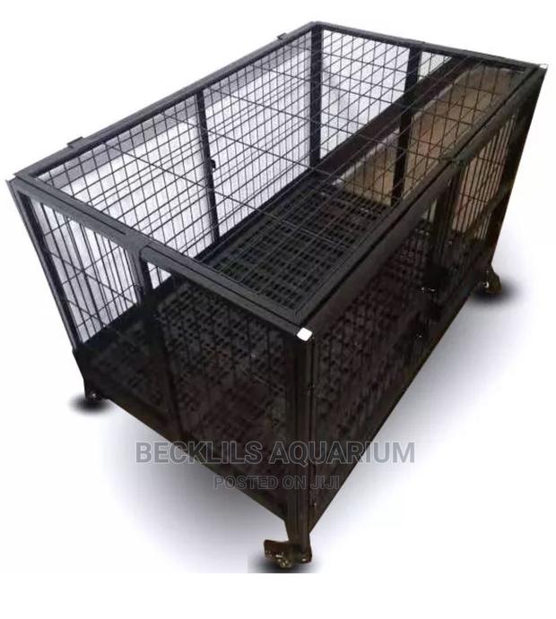 Larger Dog Cage With Tray · Photo 2