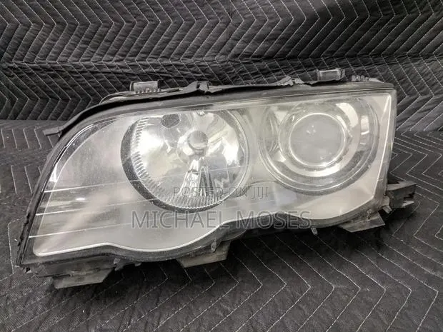 BMW E46 Headlight Normal One · Photo 1