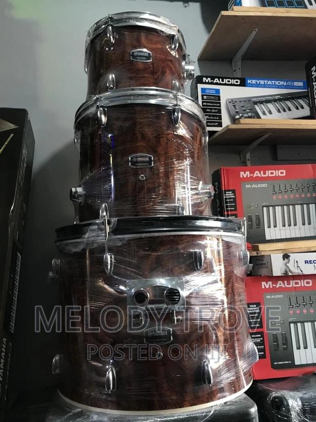 Yamaha High-Grade Drums (Sleek Brown Colour) · Photo 1