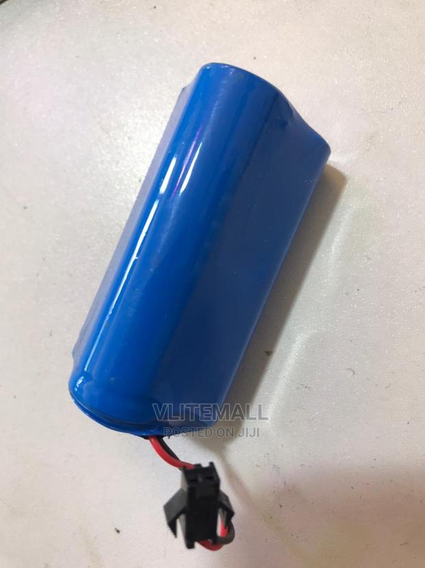 3.7V Lithium Rechargeable Batteries [18650] · Photo 4