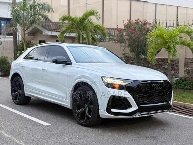 Audi RS Q8 2022 White · Photo 1