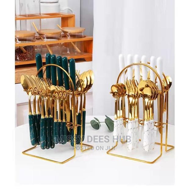 24pcs Luxurious Cutlery Set + Stand · Photo 2