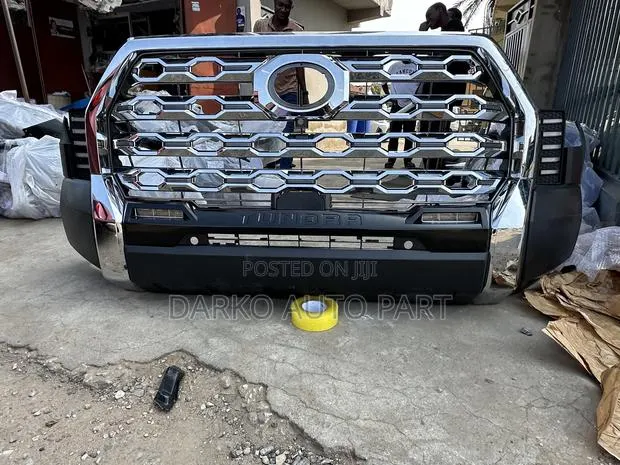 Toyota Tundra Front Bumper Complete Available · Photo 1
