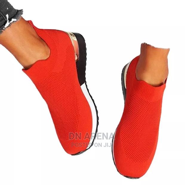 Women Air Mesh Sneakers · Photo 3