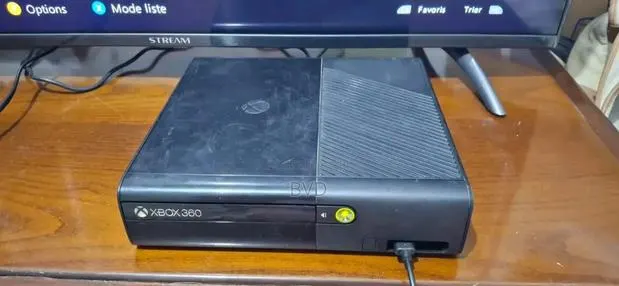 Xbox 360 With Games · Photo 1