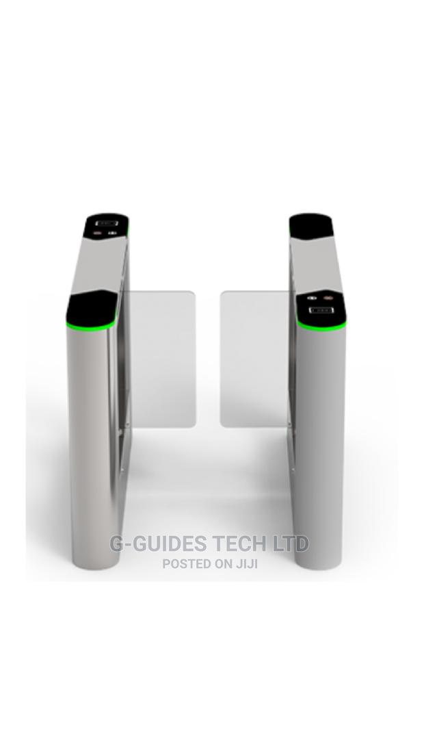 Swing Barrier With Modular Design SBTL6022 · Photo 2