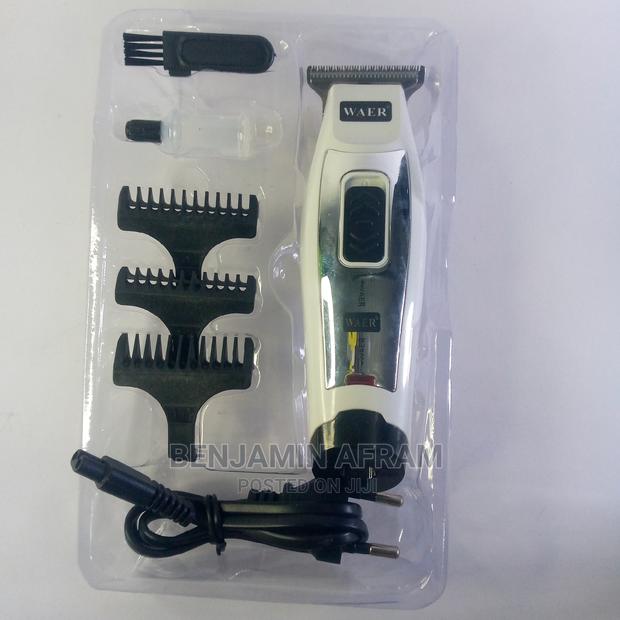 Rechargeable Waer Wa-3672 Hair Clipper · Photo 2