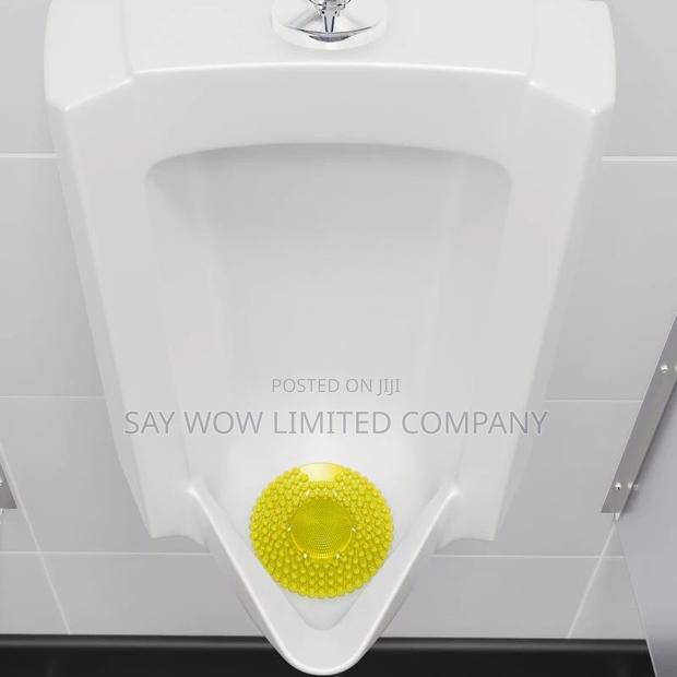 P- Screen Urinal Mats ( 1 X 6 ) · Photo 2