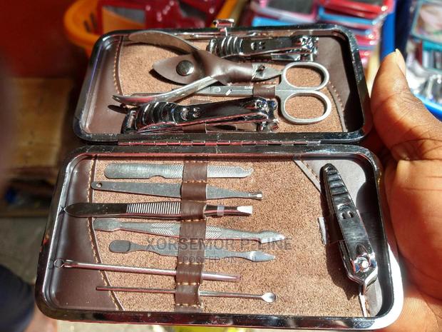 Manicure and Pedicure Set · Photo 4