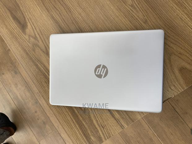 New Laptop HP Pavilion 15 8GB AMD Ryzen SSD 256GB · Photo 1