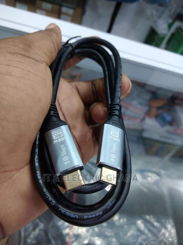 Type C to Type C 100W Data Cable 1.8m · Photo 1