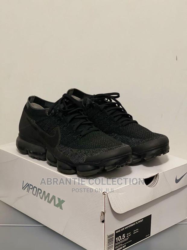 Nike Air Vapormax Flyknit · Photo 2