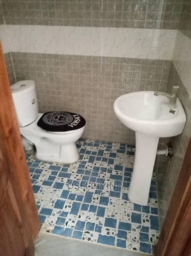Exe 2-Bedrooms Apartment Dansoman · Photo 5