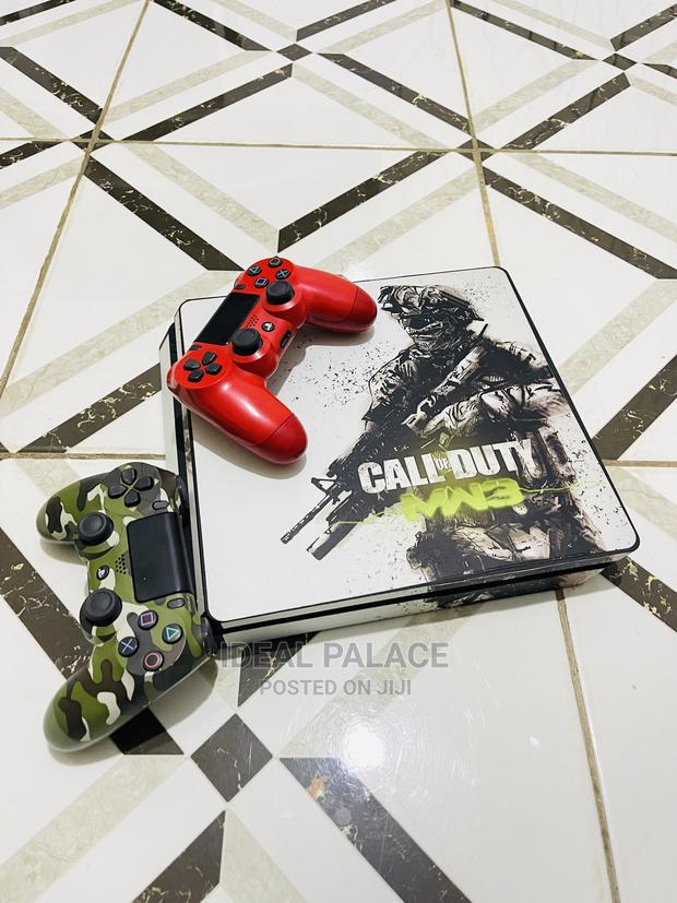 Playstation 4 Slim Online Offline Games · Photo 3