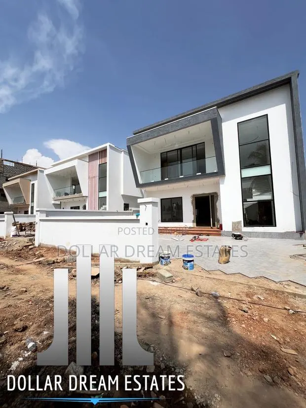 4bdrm House in East Legon for sale
