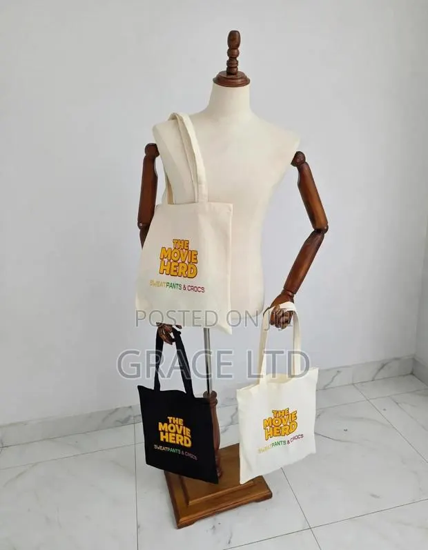 Tote Bag in Ghana · Photo 1