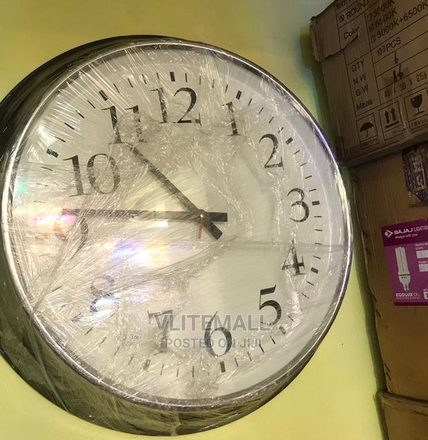 Durable Wall Clock · Photo 1