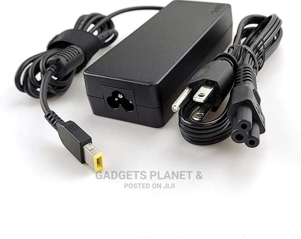 Lenovo AC Adapter 100-240v 1.2A 50-60-Hz 20V 90W 4.5A · Photo 1