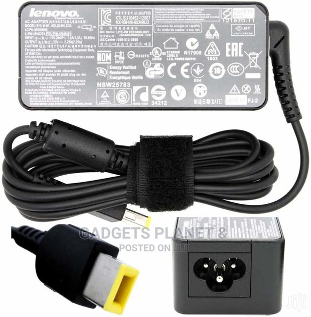 Lenovo AC Adapter 100-240v 1.2A 50-60-Hz 20V 90W 4.5A · Photo 2