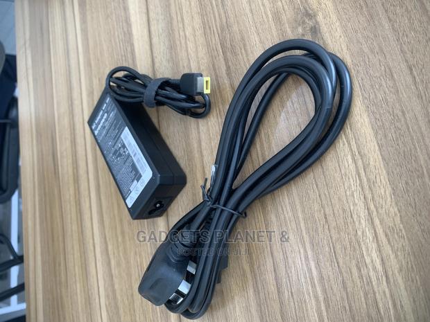 Lenovo AC Adapter 100-240v 1.2A 50-60-Hz 20V 90W 4.5A · Photo 3