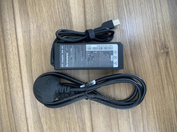 Lenovo AC Adapter 100-240v 1.2A 50-60-Hz 20V 90W 4.5A · Photo 4