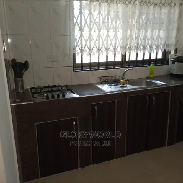 Beautifully Furnished 2 Bed Apartment at Spintex · Photo 7