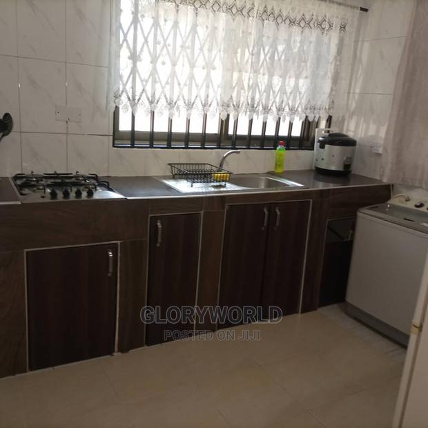 Beautifully Furnished 2 Bed Apartment at Spintex · Photo 8