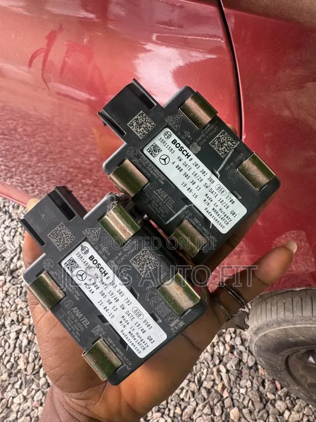 2017-23 Mercedes GLC GLB Cla Gle W177 W205 Radar Sensor (A) · Photo 1