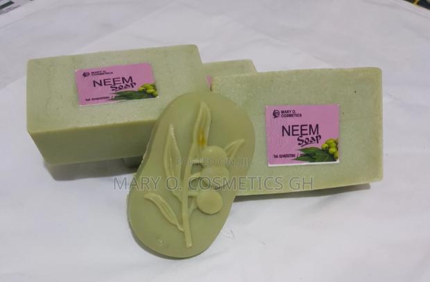 Neem Soap for Bathing · Photo 2