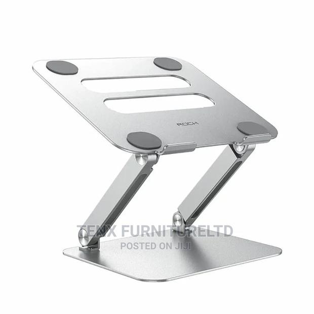 PRO Laptop Stand · Photo 2